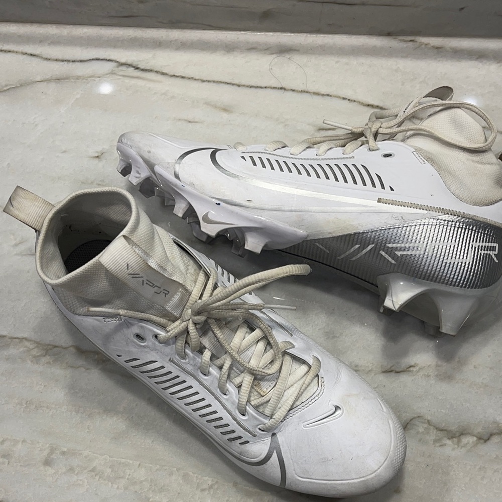 Nike Vapor Football Cleats-size 10